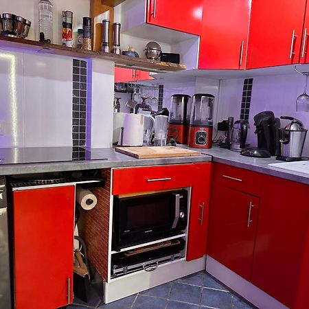 Magnifique Studio Au Coeur Du Marais Париж Екстериор снимка