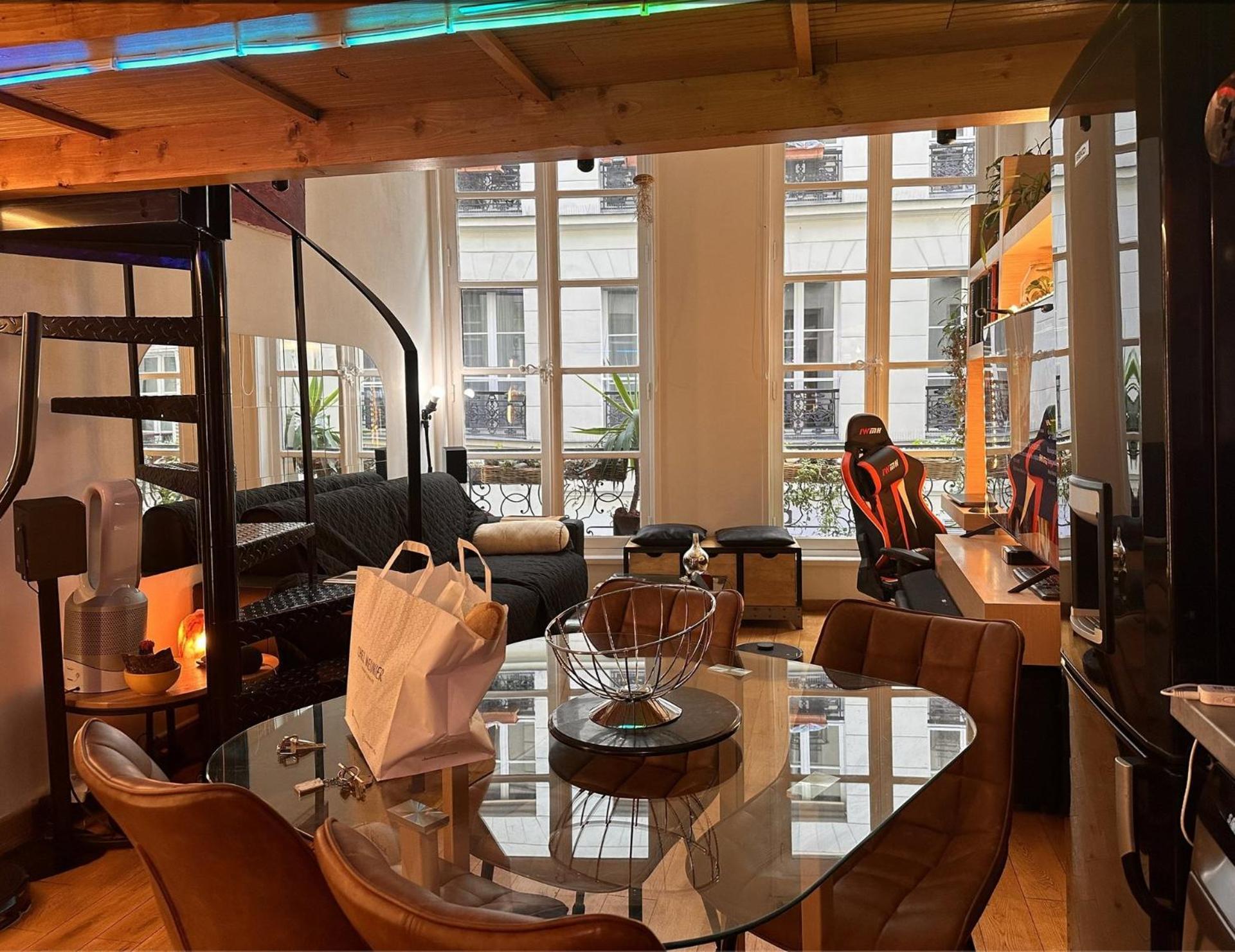 Magnifique Studio Au Coeur Du Marais Париж Екстериор снимка